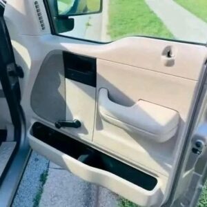Ford F150 - Image 8