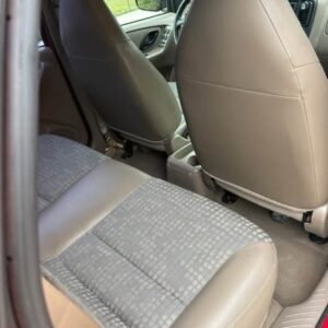 Ford Escape - Image 6