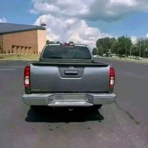 2019 Nissan Frontier - Image 3