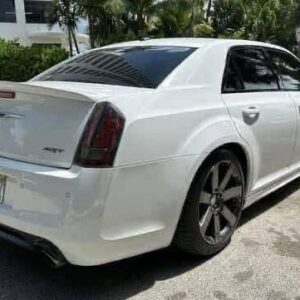 2014 Chrysler 300 SRT - Image 3