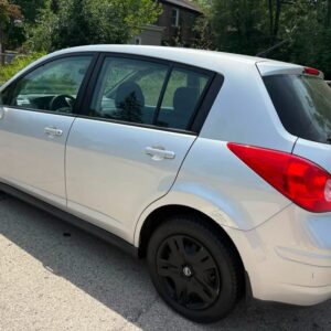 Alternative view of 2010 Nissan Versa