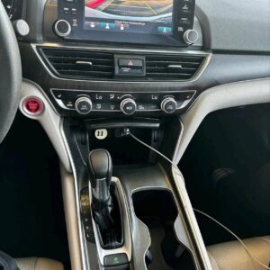 2018 Honda Accord - Image 5
